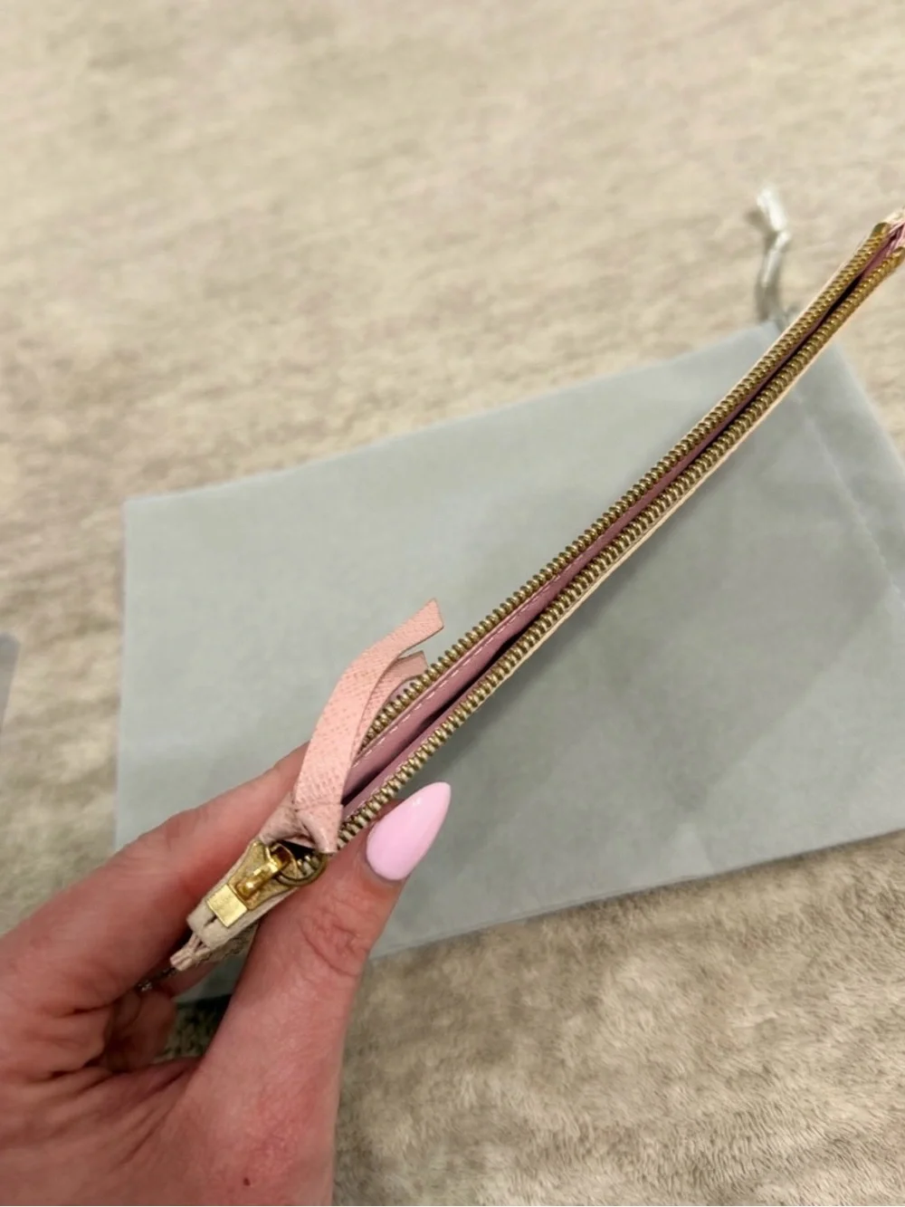 Louis Vuitton Damier Azur Zippy Pouch - with Ballerine pink inside